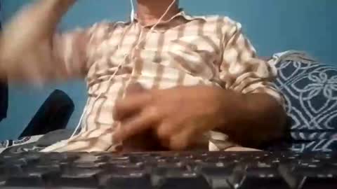 Snapshot of cumbian_chero chatting on 05-31-26, 06:09 cumbian_chero online show from 05-31-26, 06:09
