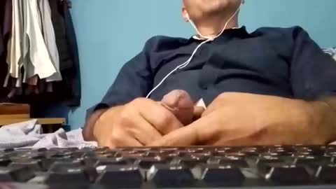 Snapshot of cumbian_chero chatting on 06-02-26, 12:51 cumbian_chero online show from 06-02-26, 12:51