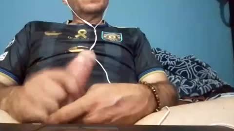 Snapshot of cumbian_chero chatting on 06-25-26, 05:12 cumbian_chero online show from 06-25-26, 05:12
