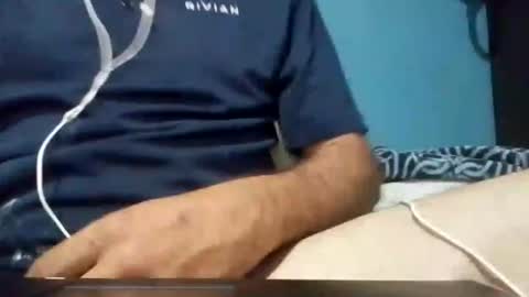 Snapshot of cumbian_chero chatting on 07-17-26, 02:51 cumbian_chero online show from 07-17-26, 02:51