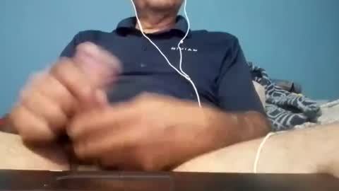 Snapshot of cumbian_chero chatting on 07-23-26, 12:24 cumbian_chero online show from 07-23-26, 12:24