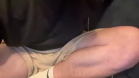 Snapshot of cumfar1985 chatting on 11-12-25, 09:25 Cumfar online show from 11-12-25, 09:25