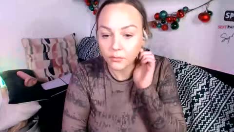 cumguzzlingskank online show from 11-22-25, 07:07