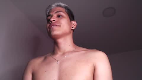 Snapshot of cumjuicy chatting on 02-27-25, 05:36 Sebby online show from 02-27-25, 05:36