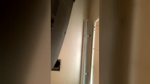 cummer23245 online show from 04-19-26, 03:22