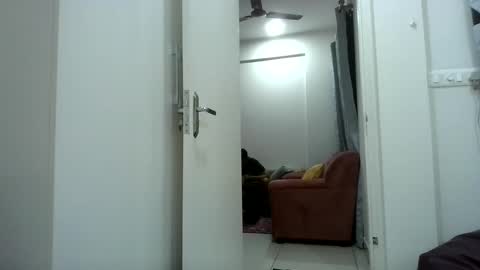 Snapshot of cummforuu chatting on 03-01-25, 05:38 Cumms Cam online show from 03-01-25, 05:38