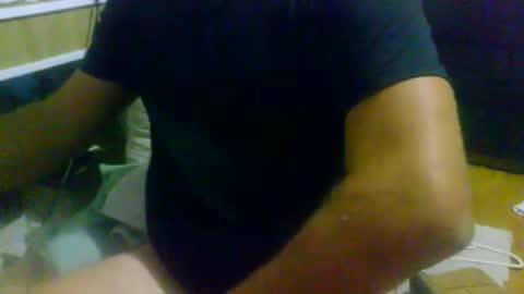 Snapshot of cumnridewa chatting on 04-28-26, 02:27 cumtowa online show from 04-28-26, 02:27