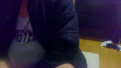 Snapshot of cumnridewa chatting on 04-29-26, 10:16 cumtowa online show from 04-29-26, 10:16