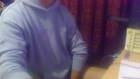 Snapshot of cumnridewa chatting on 05-13-26, 01:25 cumtowa online show from 05-13-26, 01:25