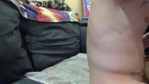 Snapshot of cumonover420 chatting on 01-09-25, 02:54 cumonover420 online show from 01-09-25, 02:54