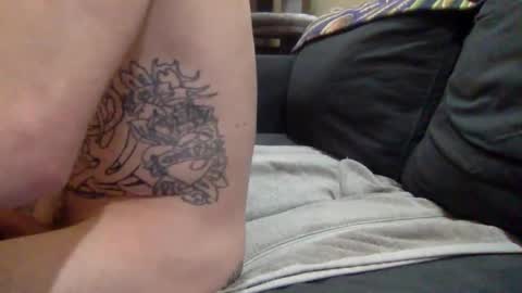 Snapshot of cumonover420 chatting on 02-27-25, 03:04 cumonover420 online show from 02-27-25, 03:04