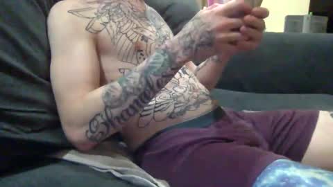 Snapshot of cumonover420 chatting on 03-04-25, 02:17 cumonover420 online show from 03-04-25, 02:17