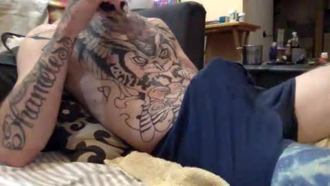 Snapshot of cumonover420 chatting on 09-10-25, 03:06 cumonover420 online show from 09-10-25, 03:06