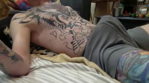 Snapshot of cumonover420 chatting on 10-22-25, 04:13 cumonover420 online show from 10-22-25, 04:13