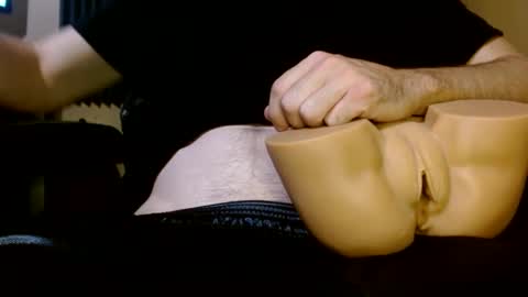 Snapshot of cumshard35 chatting on 10-04-25, 02:31 cumshard35 online show from 10-04-25, 02:31