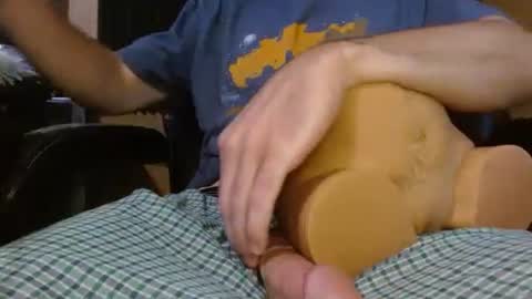 Snapshot of cumshard35 chatting on 10-12-25, 06:18 cumshard35 online show from 10-12-25, 06:18