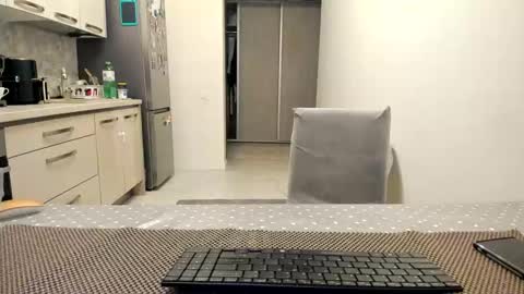 maria  alex online show from 02-27-25, 04:31