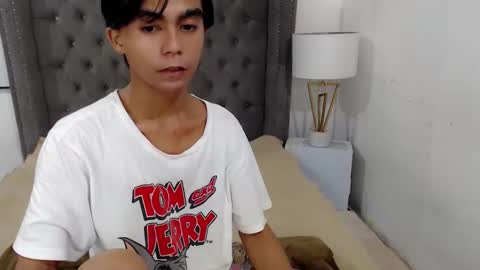 Snapshot of cuppycupcake_2 chatting on 10-20-25, 09:26 Xyrien online show from 10-20-25, 09:26