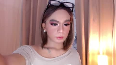 Snapshot of cuppycupcake_2 chatting on 05-18-26, 05:02 Xyrien online show from 05-18-26, 05:02