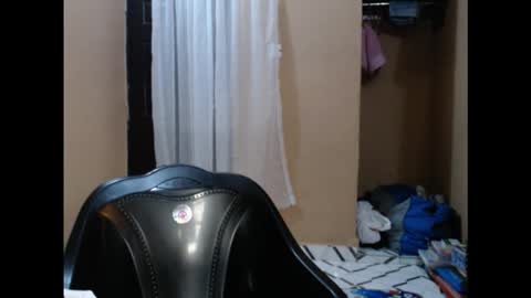 Snapshot of cupxxcake chatting on 03-15-26, 04:46 chloe online show from 03-15-26, 04:46