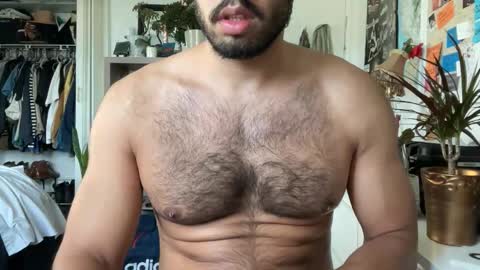 Snapshot of cur10sg30rg3 chatting on 04-19-26, 03:33 cur10sg30rg3 online show from 04-19-26, 03:33