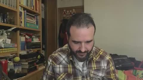 curiosillo1983 online show from 01-11-26, 04:56