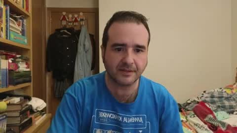 Snapshot of curiosillo1983 chatting on 04-29-26, 05:30 curiosillo1983 online show from 04-29-26, 05:30