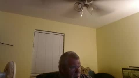 Snapshot of curious1001 chatting on 02-13-26, 10:33 curious1001 online show from 02-13-26, 10:33