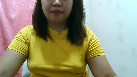 Snapshot of curious_girl247 chatting on 02-23-25, 05:12 curious_girl247 online show from 02-23-25, 05:12