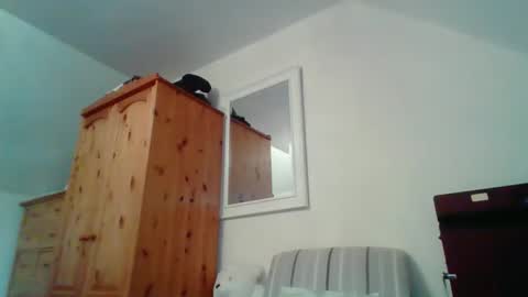 curiousax77 online show from 10-03-25, 12:13