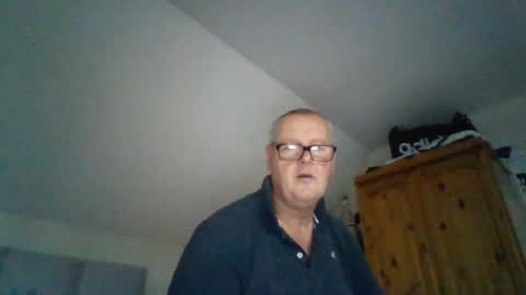 Snapshot of curiousax77 chatting on 12-18-25, 10:54 curiousax77 online show from 12-18-25, 10:54