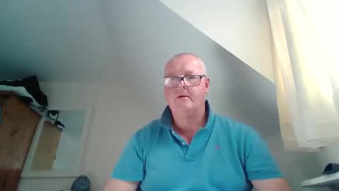 Snapshot of curiousax77 chatting on 03-20-26, 11:26 curiousax77 online show from 03-20-26, 11:26