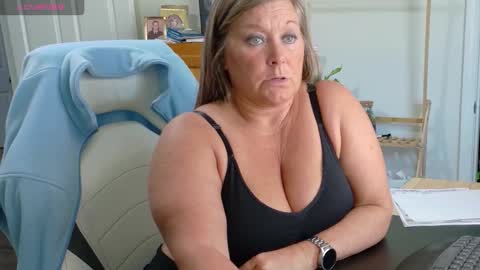 curious couple online show from 02-16-26, 05:53