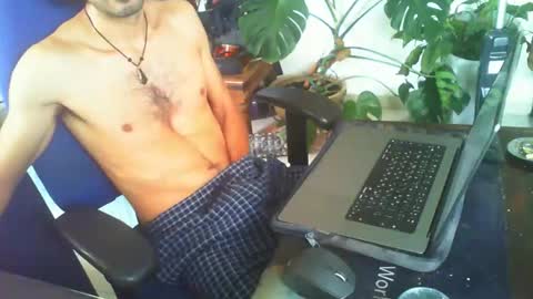 Snapshot of curiousgenie chatting on 10-12-25, 07:29 curiousgenie online show from 10-12-25, 07:29