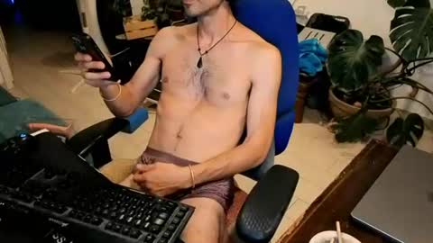 Snapshot of curiousgenie chatting on 06-16-26, 05:26 curiousgenie online show from 06-16-26, 05:26