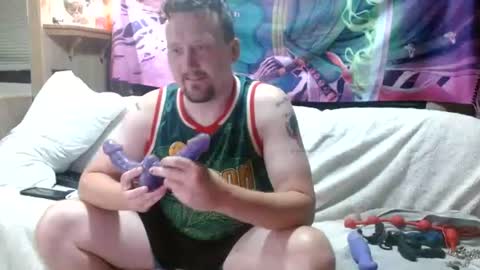 curiousheathen750 online show from 07-29-26, 03:37