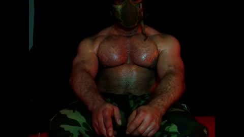 CuriousMuscleBoy online show from 01-13-26, 01:00