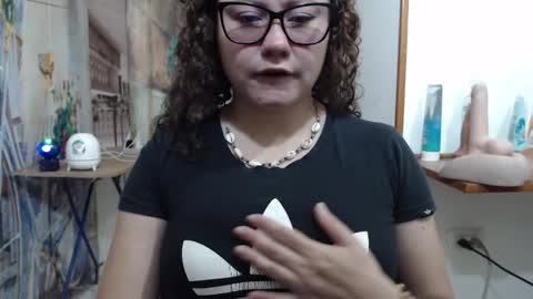 Vannesa online show from 02-24-26, 02:48