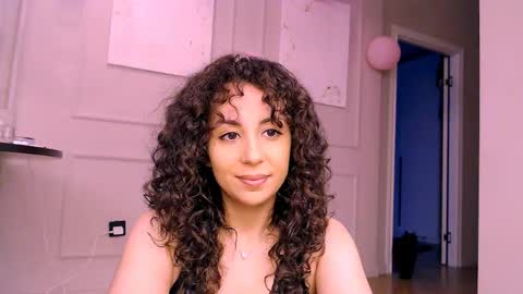 curly_jade_ online show from 04-14-26, 05:08