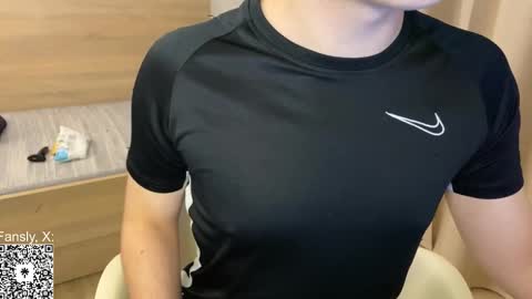 Mike  pvt is open online show from 03-10-26, 08:36