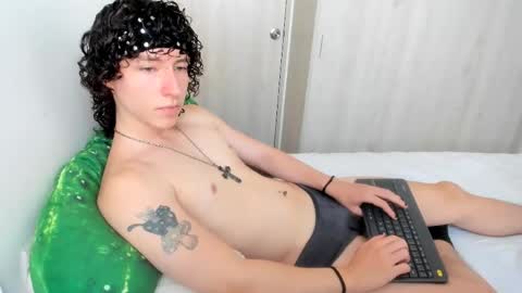 Noah online show from 05-15-26, 02:57