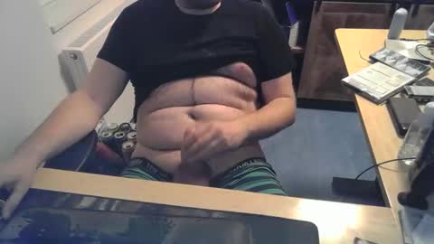 Snapshot of currycake chatting on 01-28-25, 10:34 currycake online show from 01-28-25, 10:34