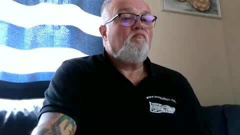 Snapshot of curtus14 chatting on 07-05-26, 08:54 curtus14 online show from 07-05-26, 08:54