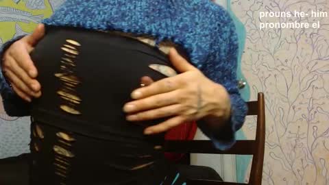 Snapshot of curuba_ chatting on 12-16-24, 09:31 Curuba online show from 12-16-24, 09:31