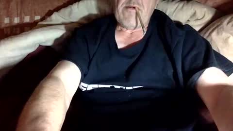 curvelover1977 online show from 11-10-25, 09:25