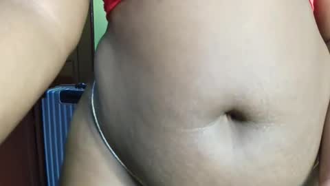 Snapshot of curvey_vee chatting on 02-17-26, 05:30 virginia online show from 02-17-26, 05:30