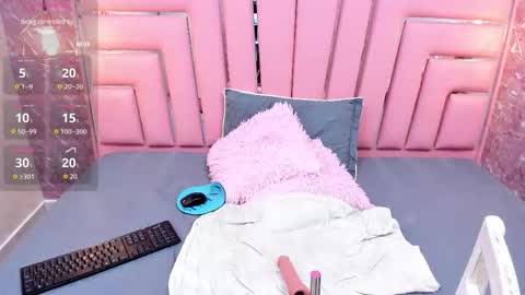 Alyanna  online show from 11-04-25, 12:15