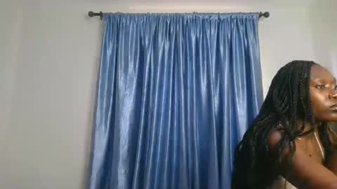 Snapshot of curvy_melvs chatting on 02-05-26, 11:15 mel online show from 02-05-26, 11:15