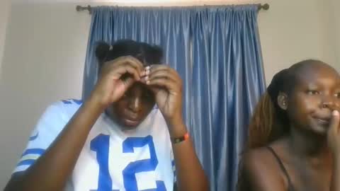 Snapshot of curvy_melvs chatting on 02-20-26, 09:21 mel online show from 02-20-26, 09:21