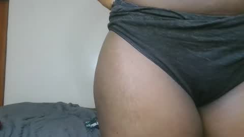 Snapshot of curvy_melvs chatting on 03-02-26, 04:47 mel online show from 03-02-26, 04:47